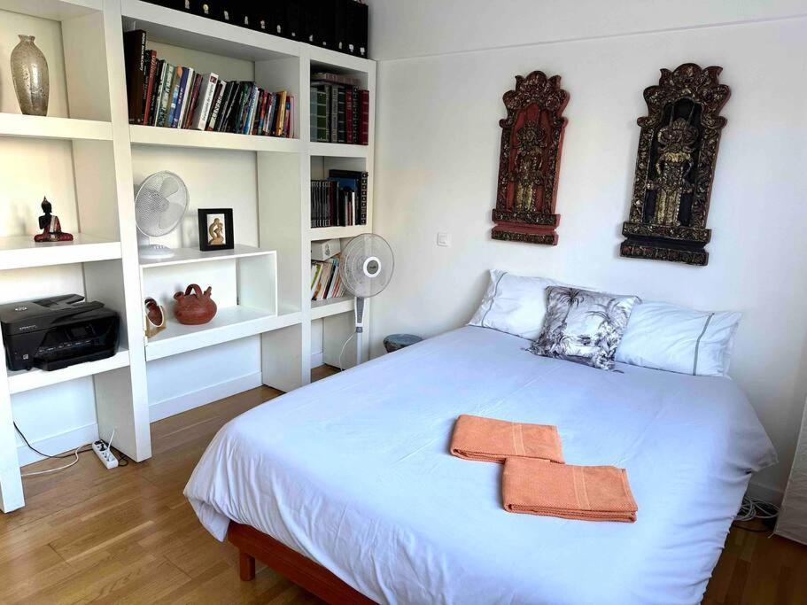 Private Bedroom 2 Near Eiffel Tower, Saint Germain パリ エクステリア 写真